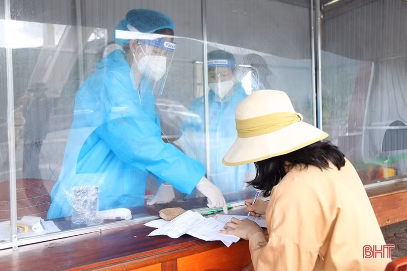 “Gác lễ”, bám chốt, ngăn chặn dịch xâm nhập Hà Tĩnh