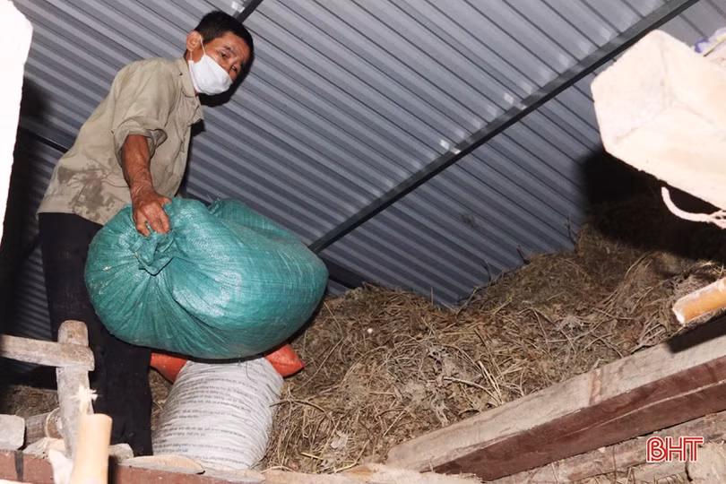 Người dân huyện miền núi Hà Tĩnh chủ động “sống chung với lũ” 