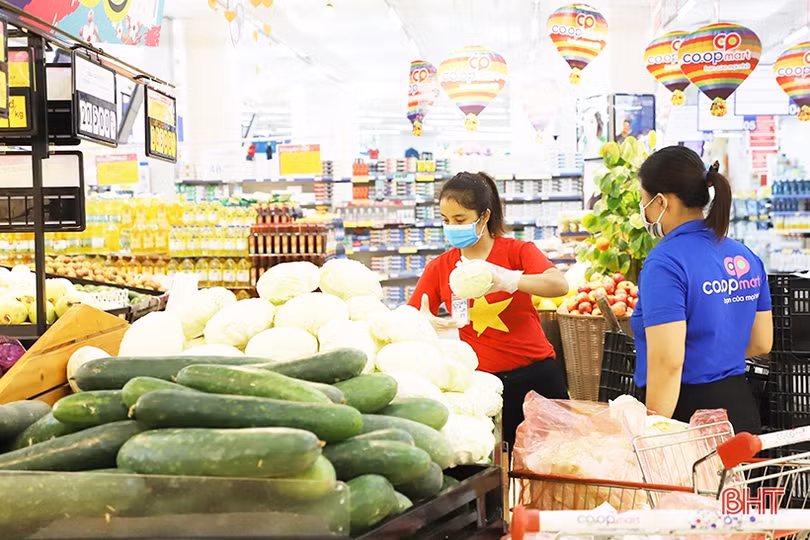 Siêu thị, trung tâm thương mại ở TP. Hà Tĩnh vắng khách dịp lễ 2/9
