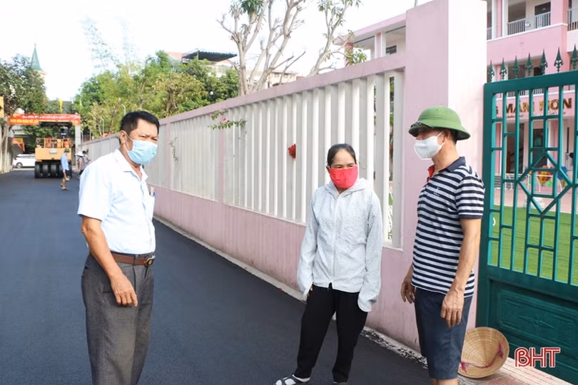 TP Hà Tĩnh đẹp hơn từ những con đường thảm nhựa nóng