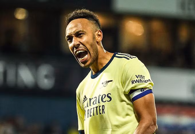 “Bom tấn” nào sẽ nổ ở ngày cuối chuyển nhượng: Mbappe, Haaland hay Neves?