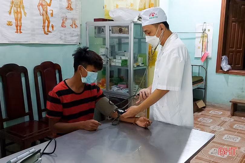 “Cảm ơn bộ đội Việt Nam giúp bản Thoọng Pẹ ta chống dịch”