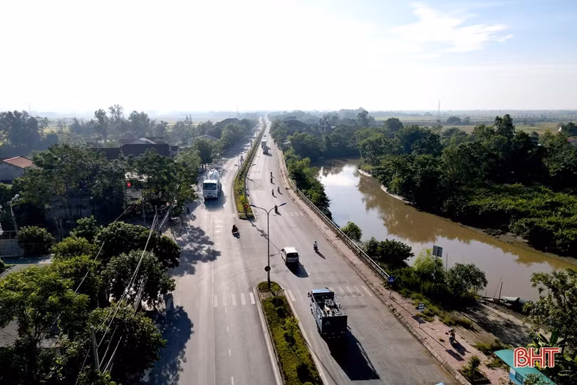 Nhịp sống bình thường mới ở thị xã dưới chân núi Hồng