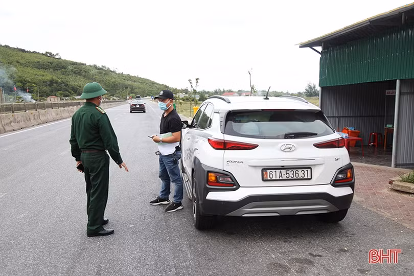 “Gác lễ”, bám chốt, ngăn chặn dịch xâm nhập Hà Tĩnh