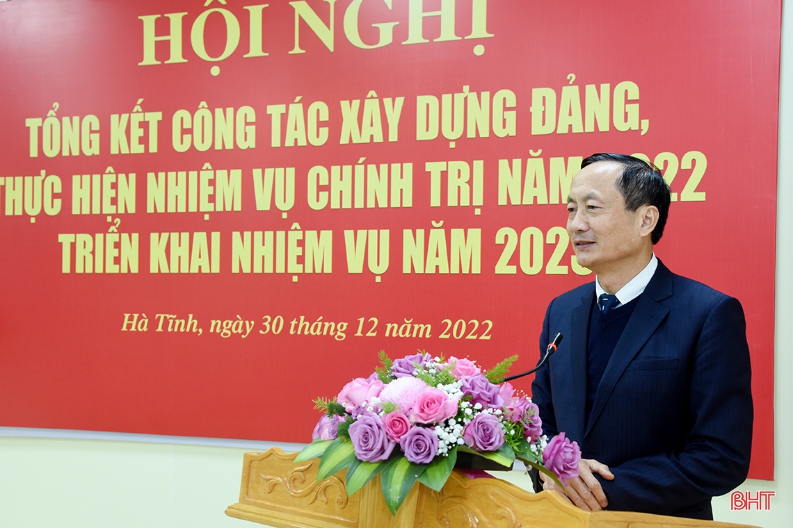 Xây dựng Báo Hà Tĩnh ngày càng chuyên nghiệp, nhân văn và hiện đại hơn