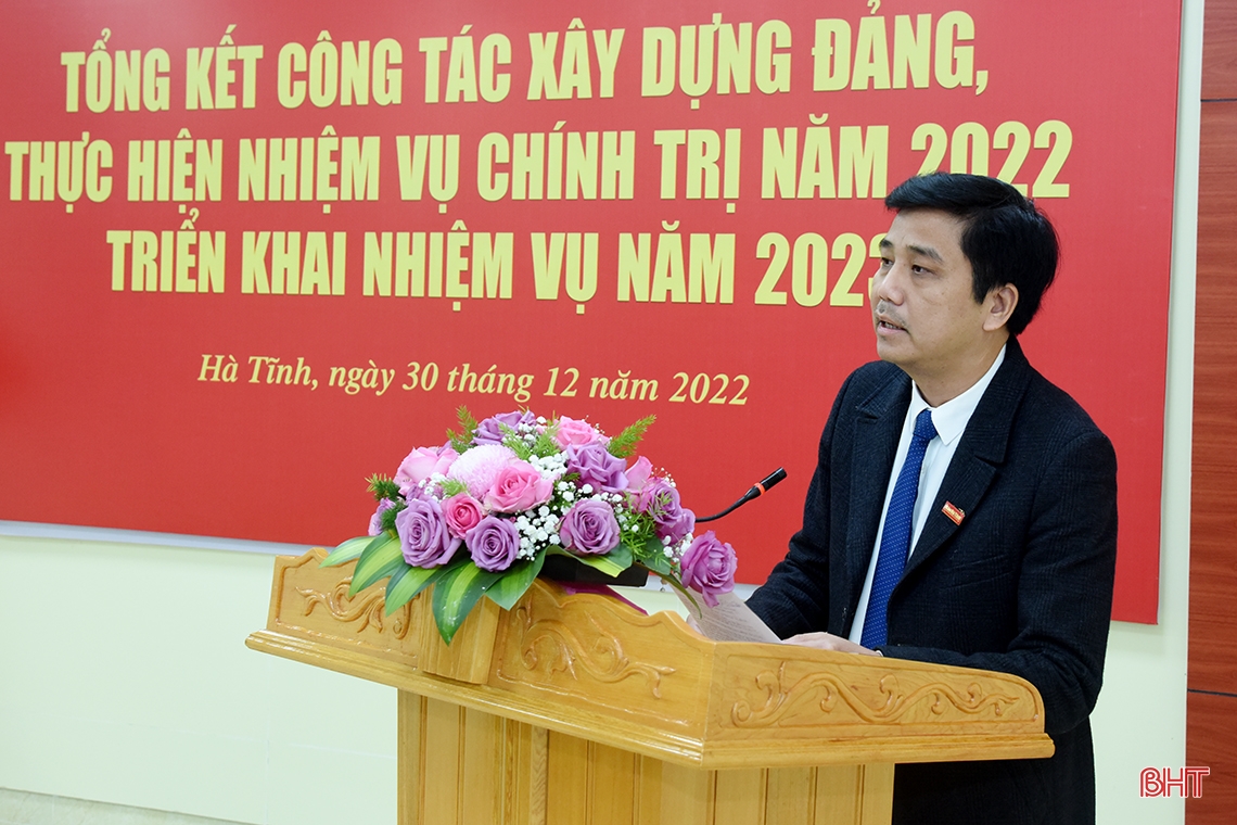 Xây dựng Báo Hà Tĩnh ngày càng chuyên nghiệp, nhân văn và hiện đại hơn