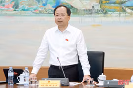 Đại biểu Quốc hội tỉnh Hà Tĩnh thảo luận tổ về KT-XH, ngân sách nhà nước