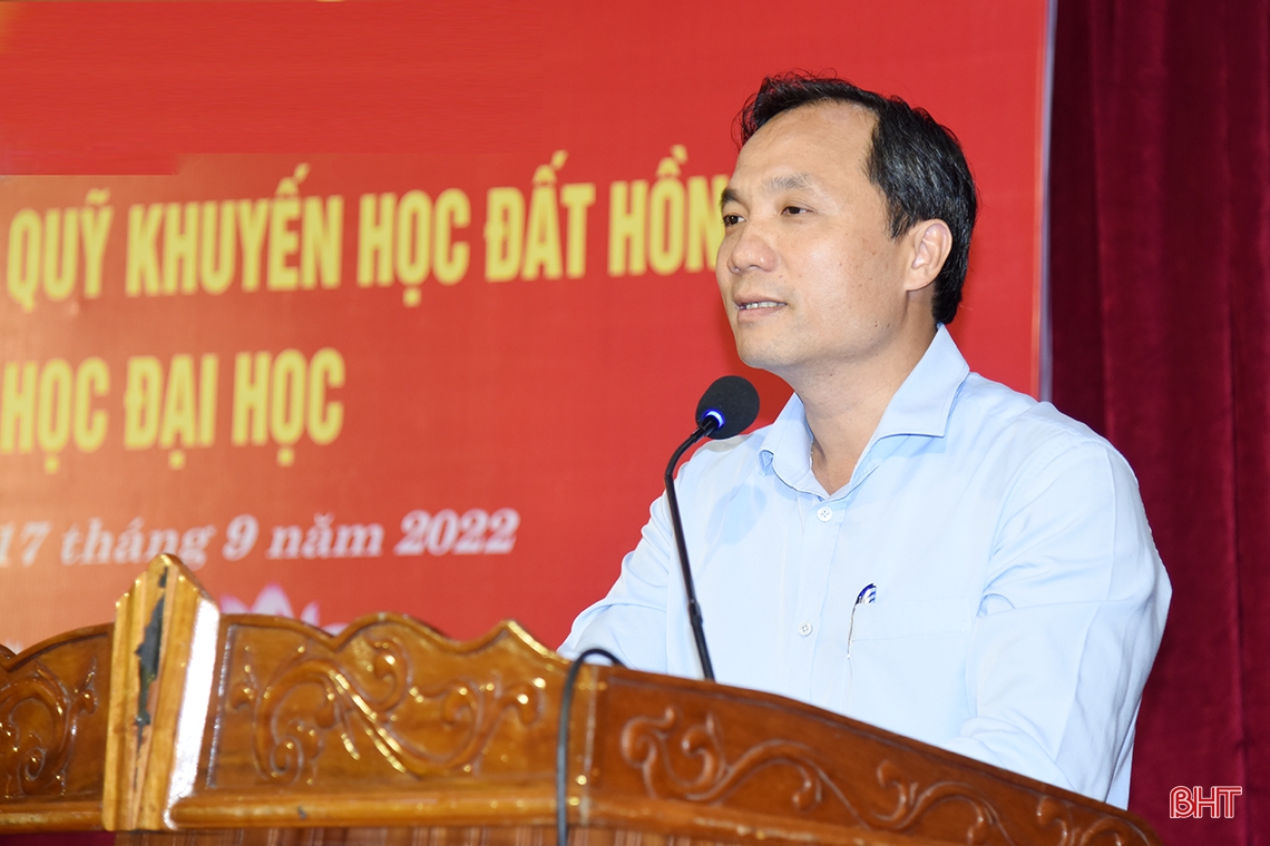 Hà Tĩnh gặp mặt học sinh, sinh viên hoàn cảnh đặc biệt khó khăn được hỗ trợ học đại học
