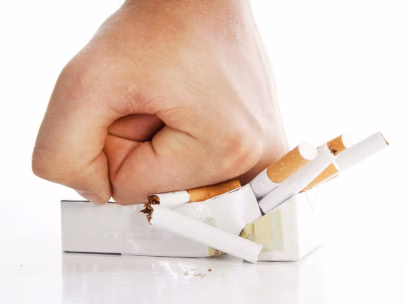 Mẹo giúp bạn có đôi môi hồng căng bóng tự nhiên