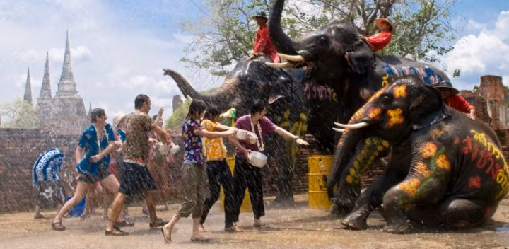 top 5 quoc gia co ngay nghi le khung nhat the gioi