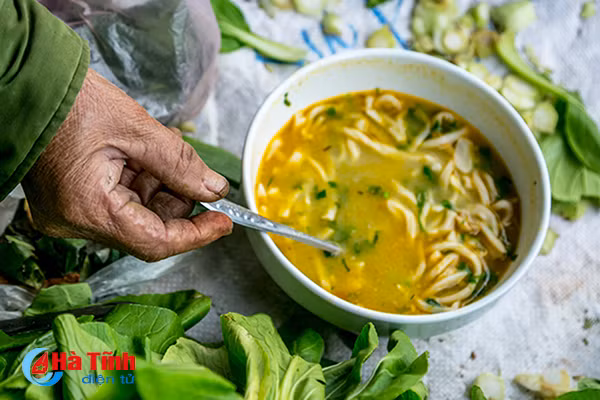 photo nhung nguoi quanh nam khong mot bua sang thu tha