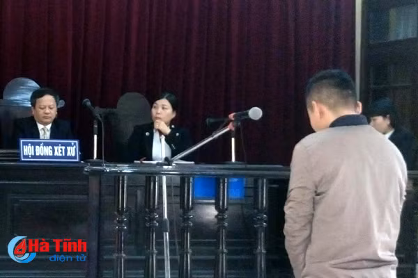 ban le ma tuy cho con nghien nhan 24 thang tu