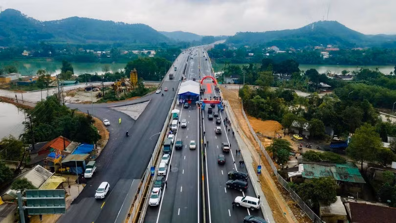 Khánh thành cao tốc Cam Lộ - La Sơn, kết nối trục động lực miền Trung