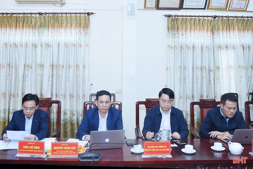 Hà Tĩnh nghiêm túc kiểm điểm, đánh giá, xếp loại chất lượng tập thể, cá nhân