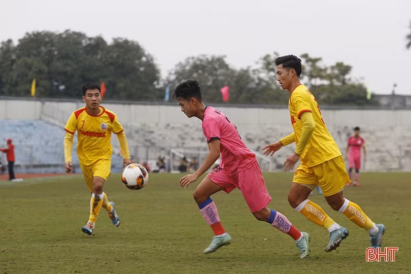 Thua Thanh Hóa sau loạt luân lưu, Hồng Lĩnh Hà Tĩnh dừng chân ở tứ kết U21 quốc gia