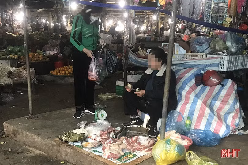 Tiềm ẩn nguy cơ mất an toàn vệ sinh thực phẩm từ các chợ dân sinh 