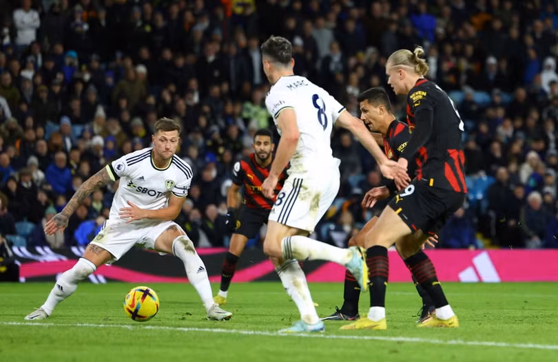 Haaland ghi cú đúp trong trận thắng 3-1 của Man City