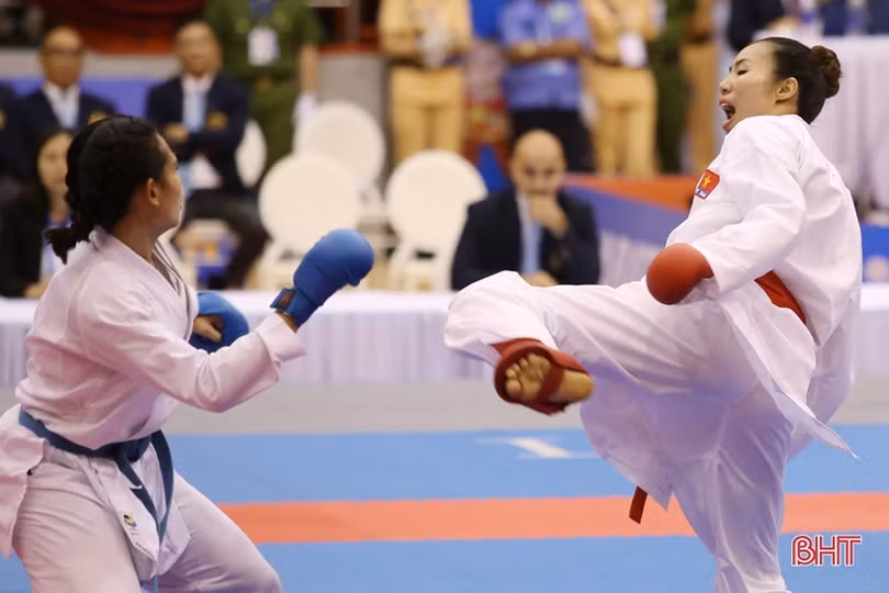 VĐV Hà Tĩnh vỡ òa cảm xúc trong giây phút giành HCV SEA Games 31