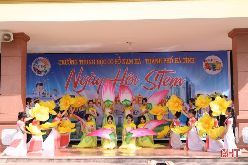 Sôi nổi hoạt động trải nghiệm tại ngày hội STEM ở Trường THCS Nam Hà
