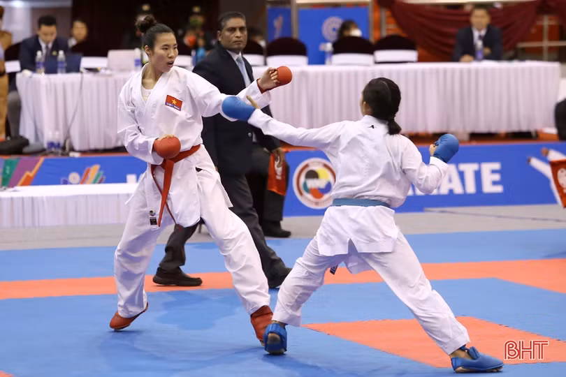 VĐV Hà Tĩnh vỡ òa cảm xúc trong giây phút giành HCV SEA Games 31