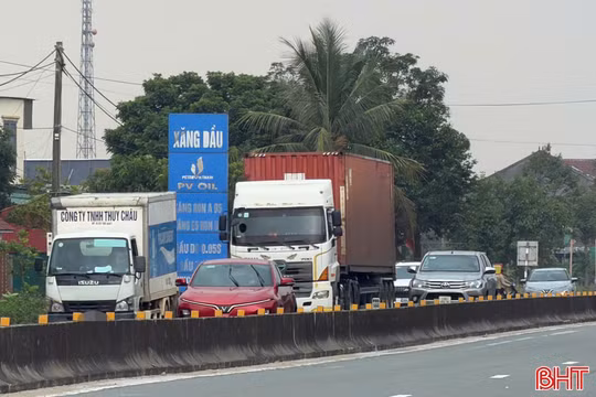 Chủ quan với khoảng cách an toàn, tiềm ẩn nguy cơ tai nạn giao thông