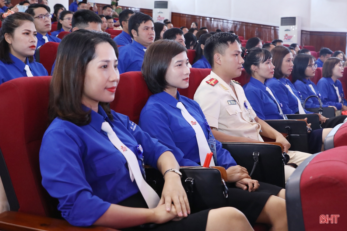 Đồng chí Nguyễn Ny Hương được bầu giữ chức Bí thư Tỉnh đoàn Hà Tĩnh