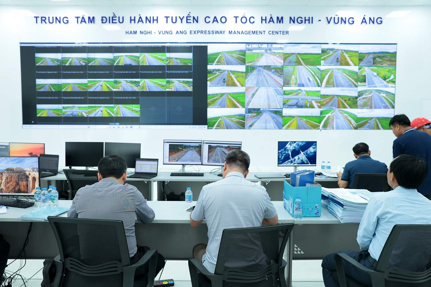 thu-phi-cao-toc-qua-ha-tinh-2.jpg