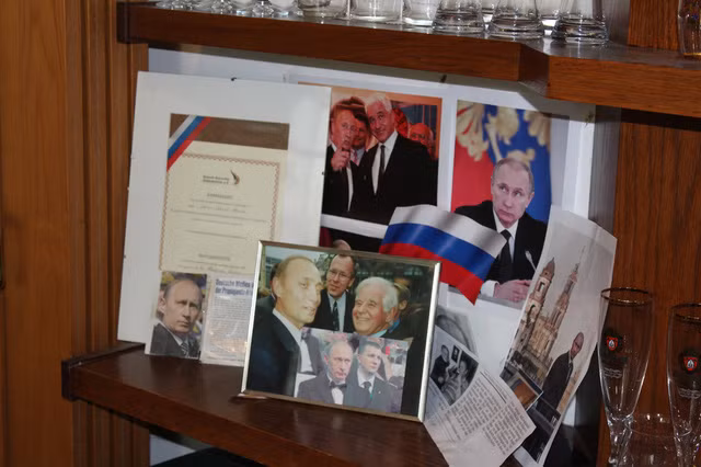 nhung cong trinh gan lien voi ong putin trong 5 nam lam diep vien tai duc