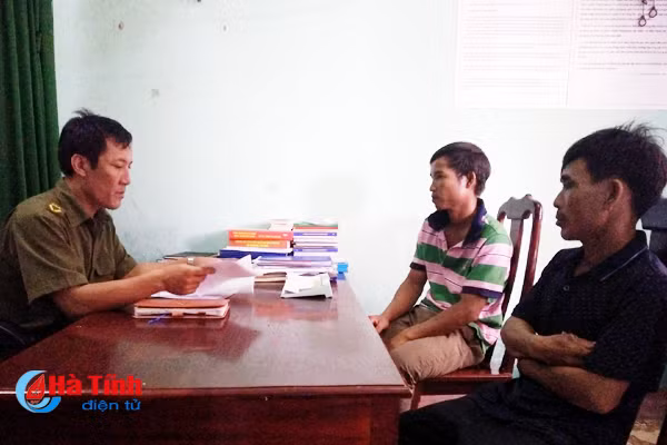 noi niem cong an xa ap luc cao phu cap thap nhieu nguoi xin nghi viec