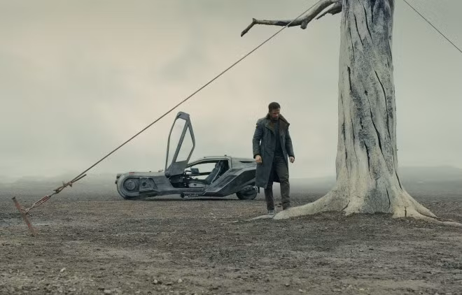 blade runner 2049 bo phim lot ta chan thuc toan canh the gioi 2017