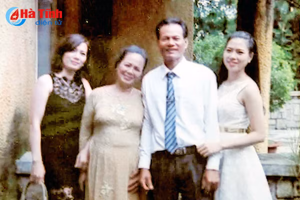 tu co gai cao hen vung bai ngang ha tinh den top 70 hoa hau hoan vu
