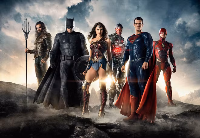 cuoc dai chien giua superman wonder woman voi thor hulk