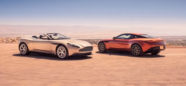 can canh ve dep xuat sac cua xe mui tran aston martin db11 volante moi