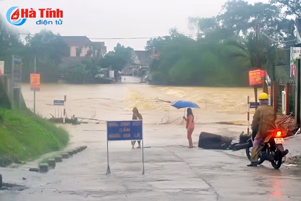hom nay so hoc sinh nghi hoc do mua lu tang len khoang 33 ngan
