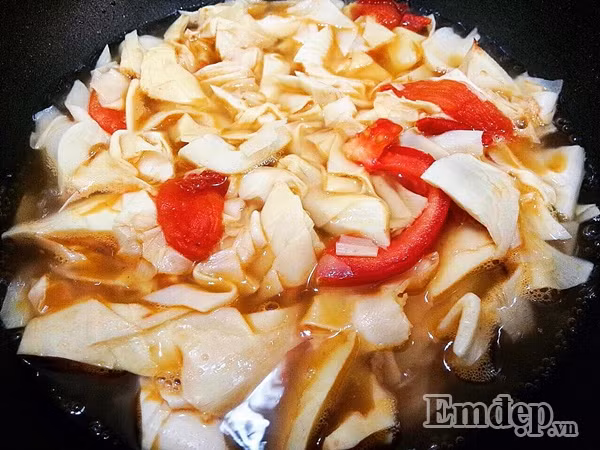 mon canh ca chep nau mang chua cho ngay mat troi