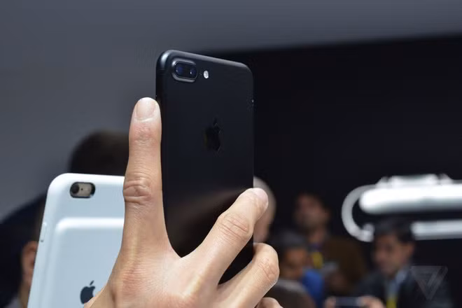 anh video thuc te iphone 7 va iphone 7 plus