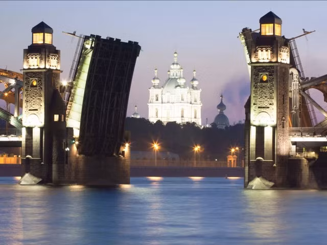 saint petersburg diem du lich hang dau chau au