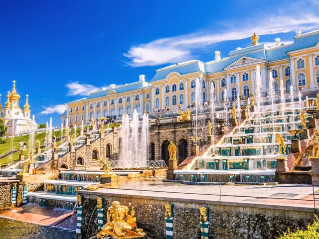 saint petersburg diem du lich hang dau chau au