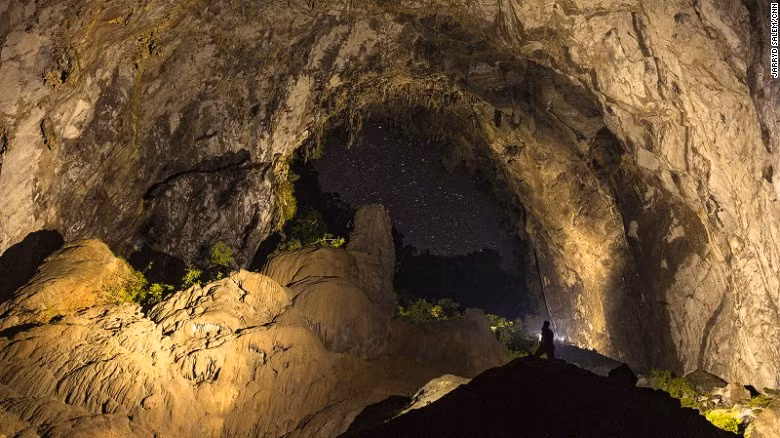 kham pha son doong voi phong vien kenh truyen hinh my cnn