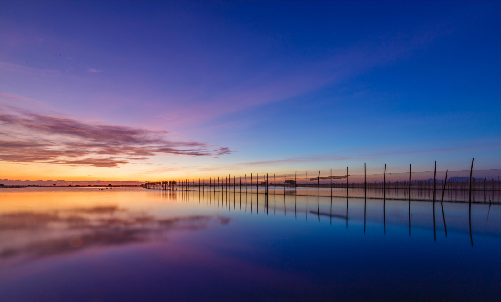 Vẻ đẹp mê hoặc của đầm phá nước lợ lớn nhất Đông Nam Á tại Việt Nam