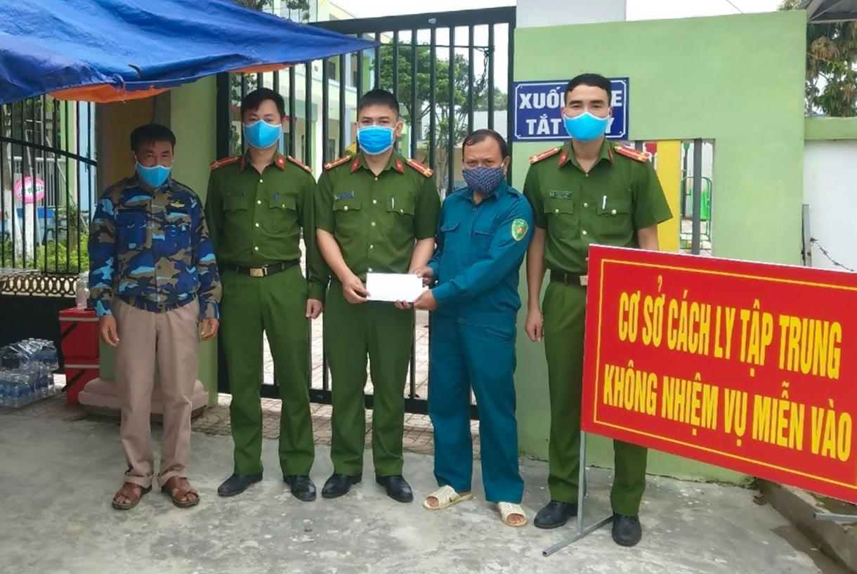 Chắt chiu nghĩa tình…