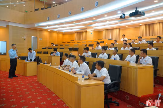Doanh nhân trẻ Hà Tĩnh tham quan, tìm hiểu hoạt động tại Formosa
