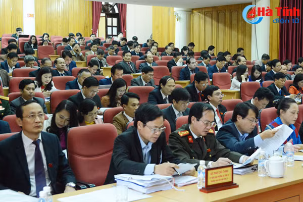 hdnd tinh nghe kien nghi cua cu tri thao luan tinh hinh kt xh