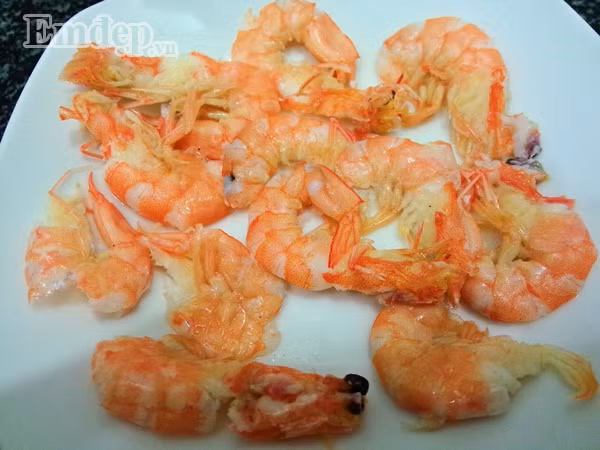 nem cuon tom ngon mieng doi vi bua com cuoi tuan