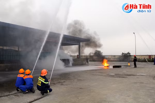 doi pho voi tinh huong chay tai tram chiet nap gas