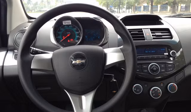chevrolet spark giam gia xuong 269 trieu dong xe 5 cho re nhat viet nam
