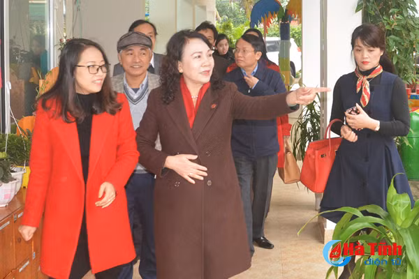 ha tinh tao buoc dot pha trong chinh sach giao duc mam non