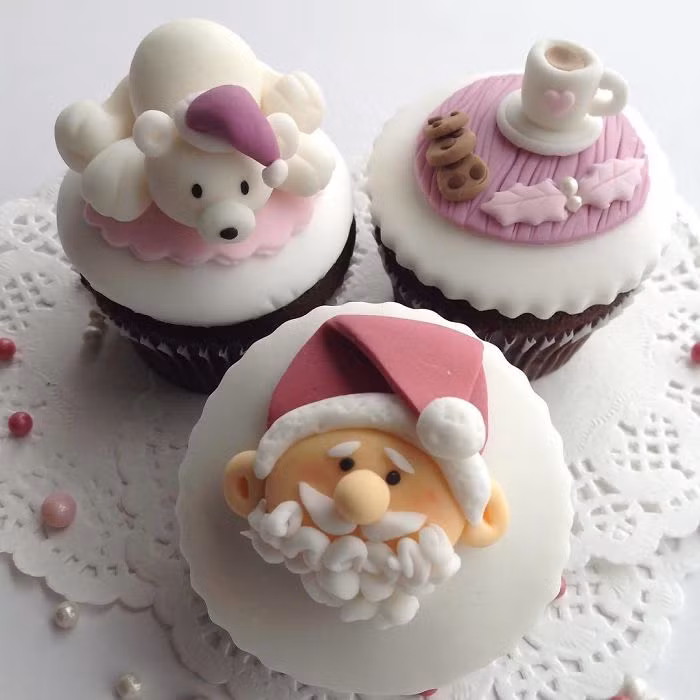nhung mau banh cupcake cho bua tiec giang sinh them ruc ro