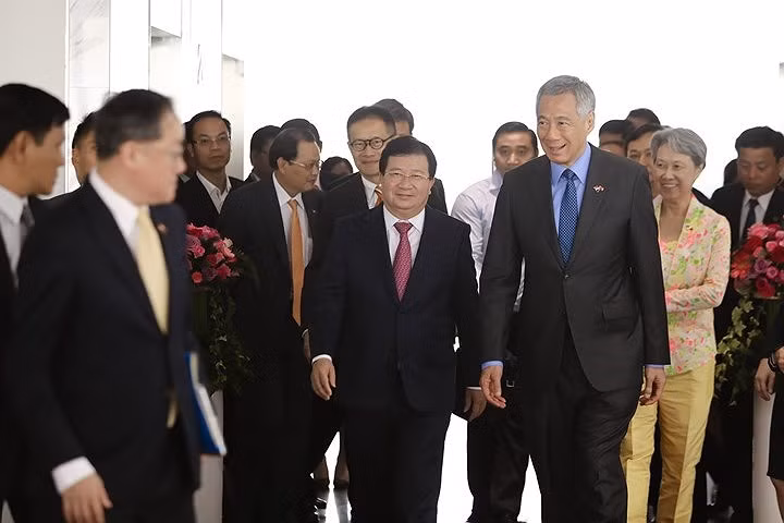 hinh anh than thien cua nhat hoang va lanh dao nuoc ngoai o viet nam