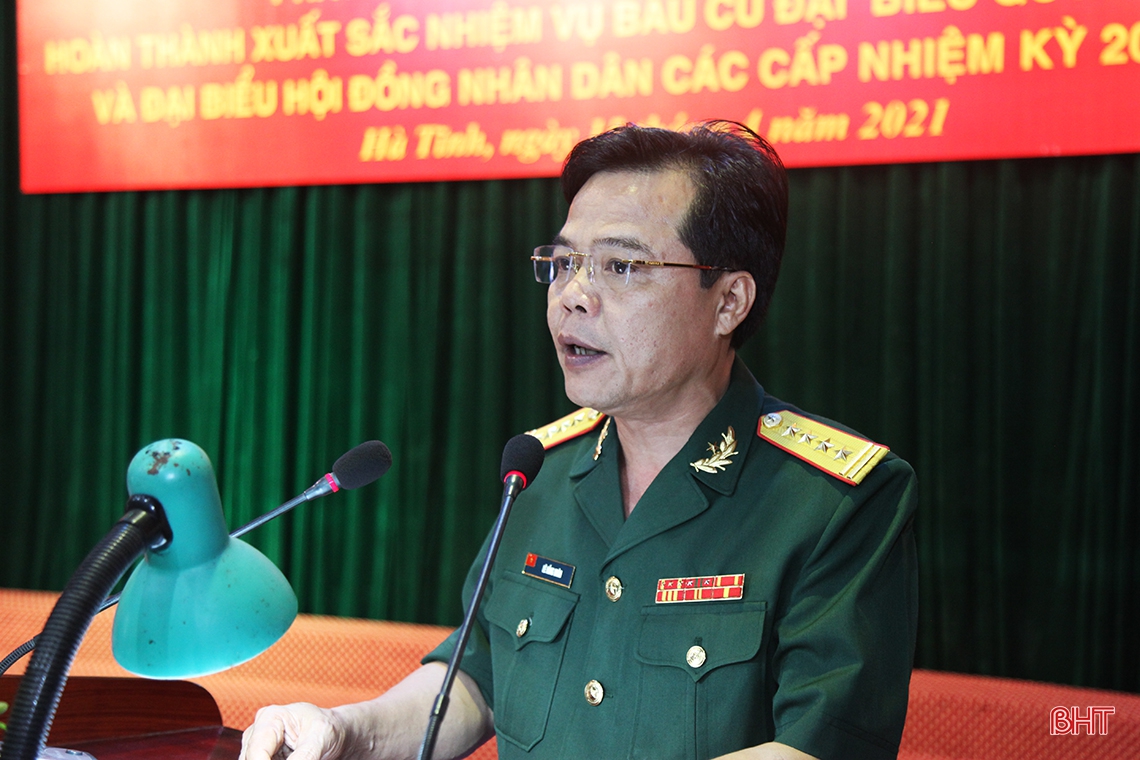 Lực lượng vũ trang Hà Tĩnh phát động thi đua cao điểm dịp bầu cử